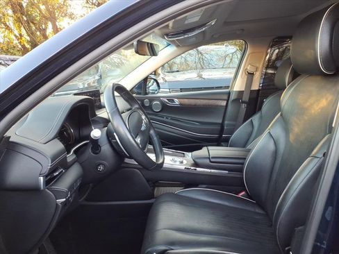 Used 2022 Genesis GV80 3.5T w/ Advanced Package 06 image 12