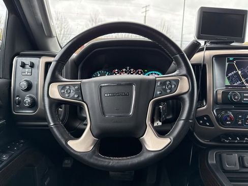 Used 2019 GMC Sierra 3500 Denali w/ Duramax Plus Package image 23