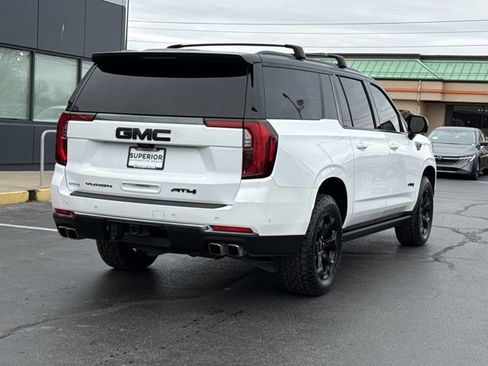 Used 2025 GMC Yukon XL AT4 w/ AT4 Premium Package image 3