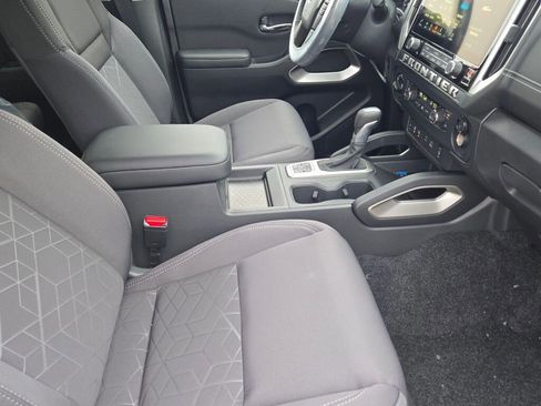 New 2026 Nissan Frontier SV w/ All-Weather Content Package image 8