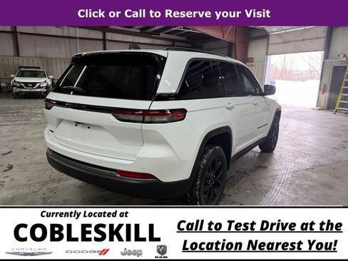 New 2026 Jeep Grand Cherokee Altitude AWD/4WD image 4