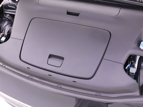 New 2025 Volvo EX30 Ultra w/ Protection Package Premier image 17