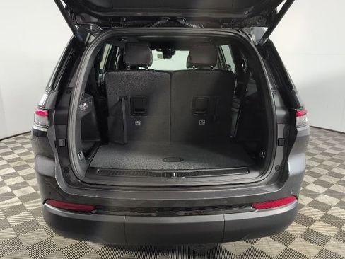 New 2025 Jeep Grand Cherokee L Limited AWD/4WD image 6
