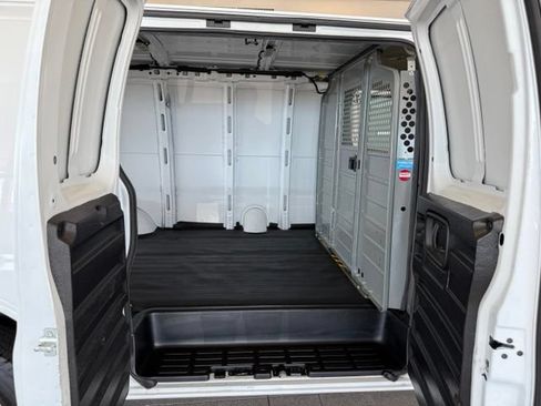 Used 2021 Chevrolet Express 2500 w/ Driver Convenience Package RWD image 20