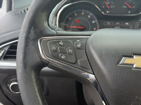 Used 2017 Chevrolet Cruze Premier image 15