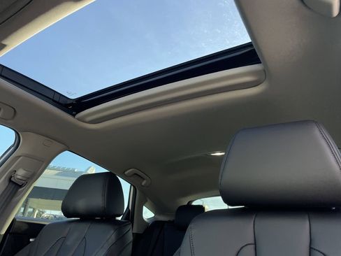 New 2026 Acura Integra image 18