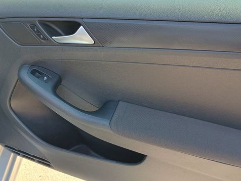 Used 2012 Volkswagen Jetta Sedan FWD image 27