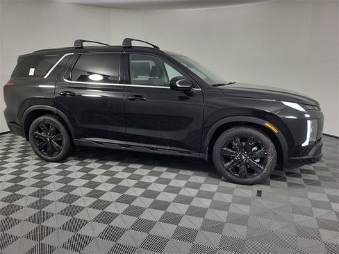 Certified 2025 Hyundai Palisade XRT image 6