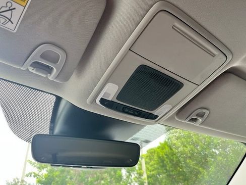 Used 2024 Honda Pilot EX-L image 13