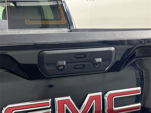 Used 2022 GMC Sierra 1500 AT4 w/ AT4 Premium Package image 29