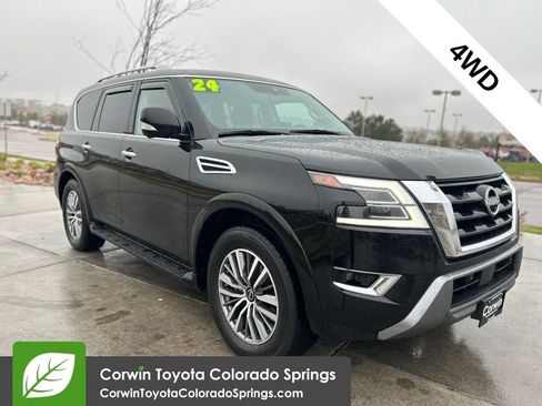 Used 2024 Nissan Armada SL w/ Captain's Chairs Package AWD/4WD image 1
