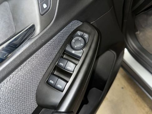 Certified 2023 Chevrolet TrailBlazer LT w/ LPO, Blackout Package image 8