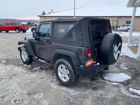 Used 2014 Jeep Wrangler Sport w/ Quick Order Package 24S AWD/4WD image 4