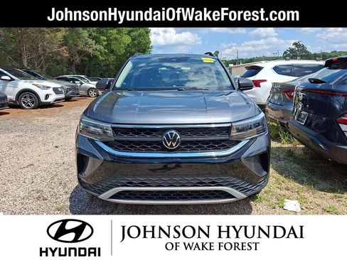 Used 2024 Volkswagen Taos S AWD/4WD image 2