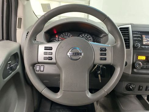 Used 2013 Nissan Frontier SV w/ SV Value Truck Pkg image 21