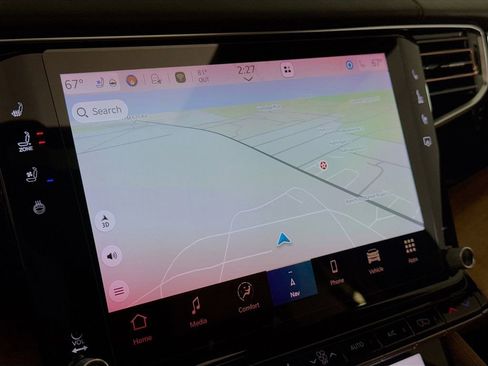 Used 2023 Jeep Grand Wagoneer Series III image 13