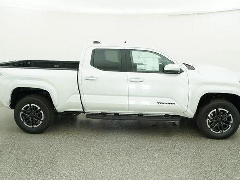 New 2026 Toyota Tacoma TRD Sport AWD/4WD image 11
