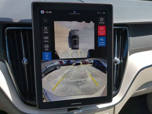 New 2026 Volvo XC60 B5 Ultra w/ Climate Package image 20
