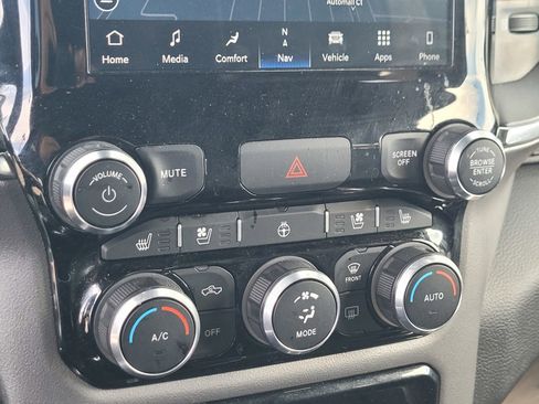 Used 2024 RAM 1500 Laramie RWD image 20