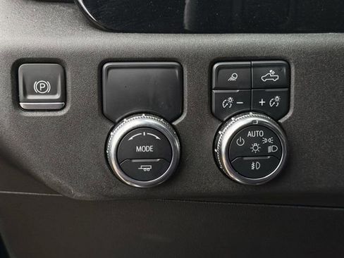 Used 2024 GMC Sierra 1500 SLT RWD image 20