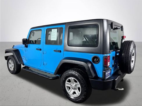 Used 2017 Jeep Wrangler Unlimited Sport w/ Connectivity Group image 8