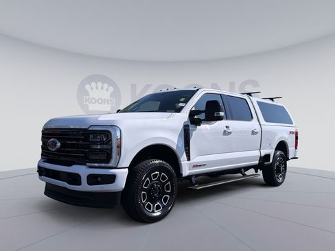 Used 2025 Ford F350 Platinum w/ FX4 Off-Road Package AWD/4WD image 1