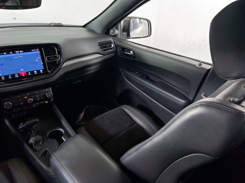 Used 2022 Dodge Durango GT image 24