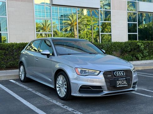 Used 2016 Audi A3 e-tron Premium w/ 17" Wheel Package FWD image 7