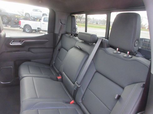 New 2026 GMC Sierra 1500 SLT w/ SLT Premium Plus Package AWD/4WD image 15