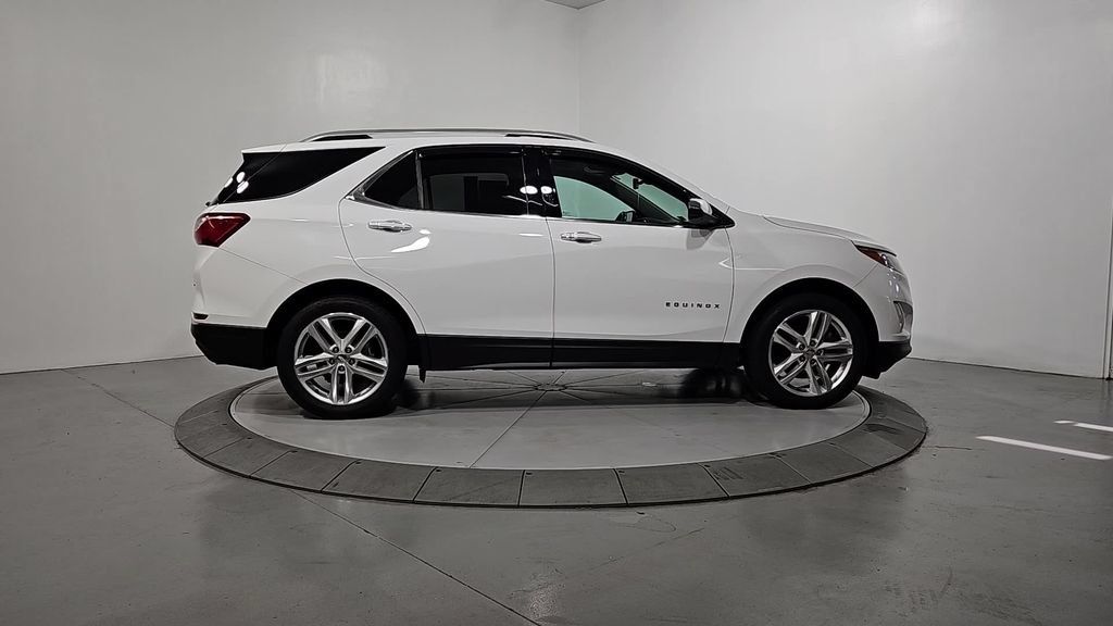 Used 2020 Chevrolet Equinox Premier AWD/4WD image 7
