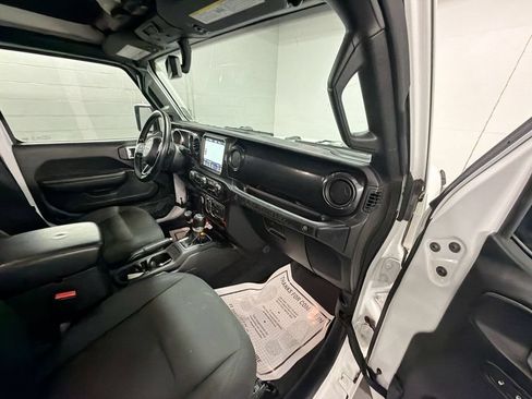 Used 2021 Jeep Wrangler Unlimited Sport AWD/4WD image 28
