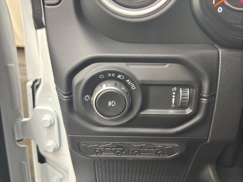 New 2025 Jeep Wrangler Sahara image 17