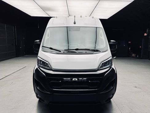 Used 2025 RAM ProMaster 3500 w/ Convenience Group FWD image 11