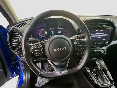Certified 2024 Kia Soul GT-Line image 11
