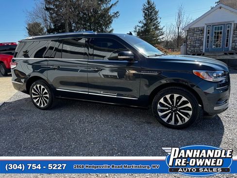 Used 2024 Lincoln Navigator L Reserve image 4