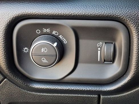 Used 2022 RAM 1500 Big Horn image 27