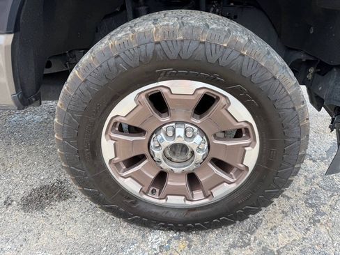 Used 2023 Ford F250 King Ranch w/ FX4 Off-Road Package AWD/4WD image 63