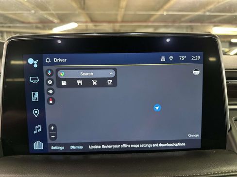 Used 2023 Chevrolet Suburban High Country AWD/4WD image 28