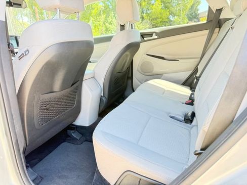 Used 2019 Hyundai Tucson SE w/ Cargo Package FWD image 32