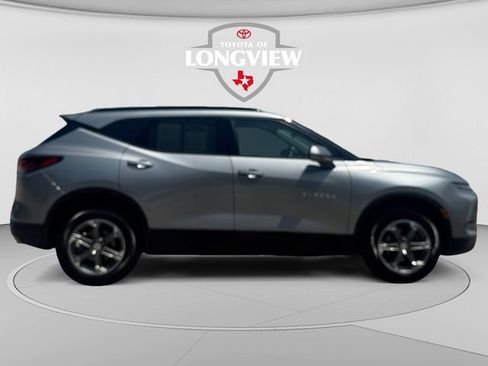 Used 2024 Chevrolet Blazer LT w/ Convenience Package FWD image 6