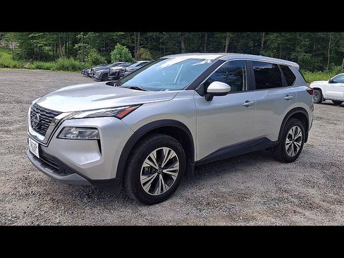 Used 2023 Nissan Rogue SV AWD/4WD image 4