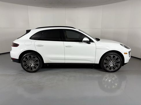 Used 2018 Porsche Macan S image 9
