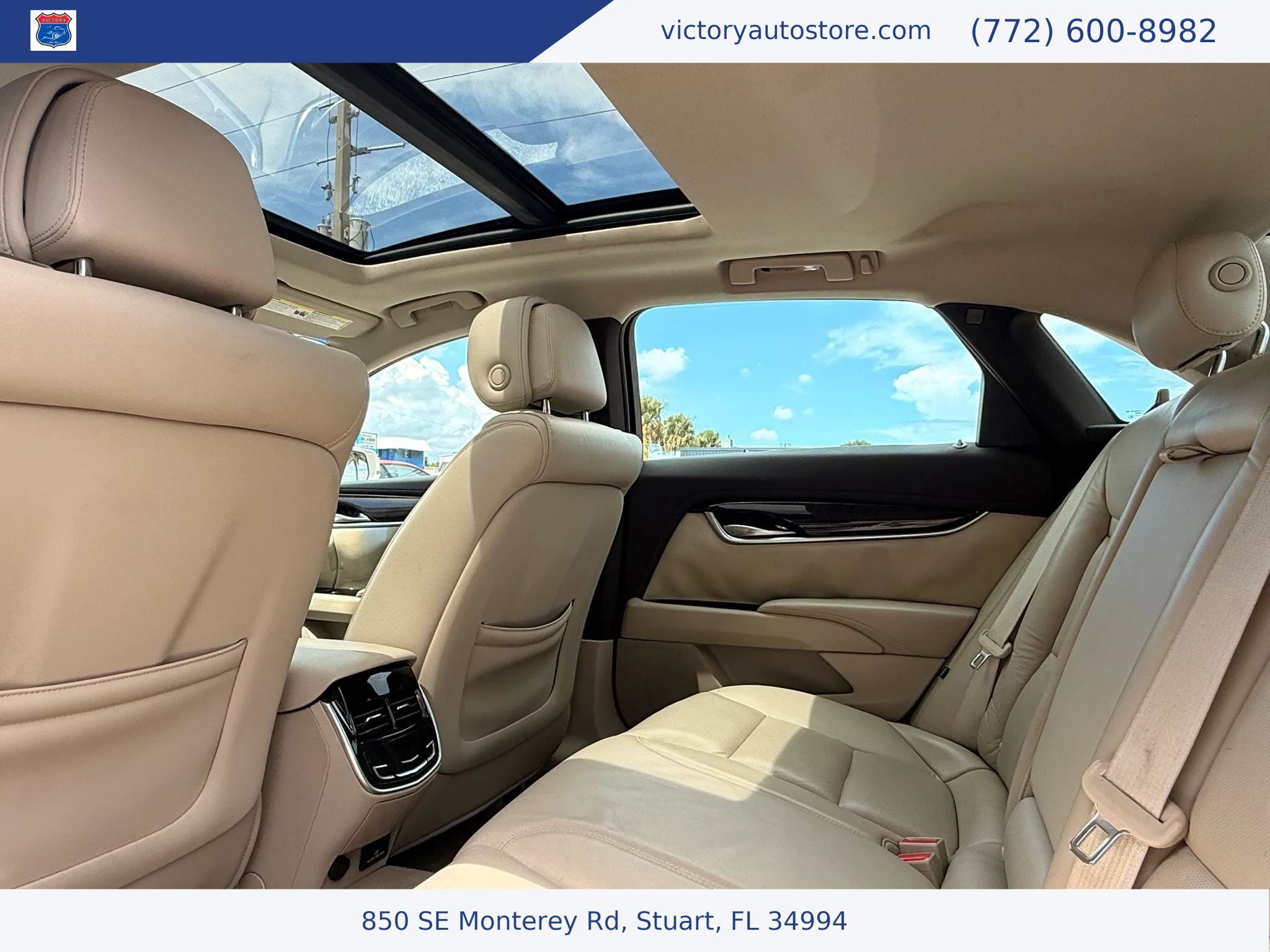 Used 2013 Cadillac XTS Premium FWD image 3