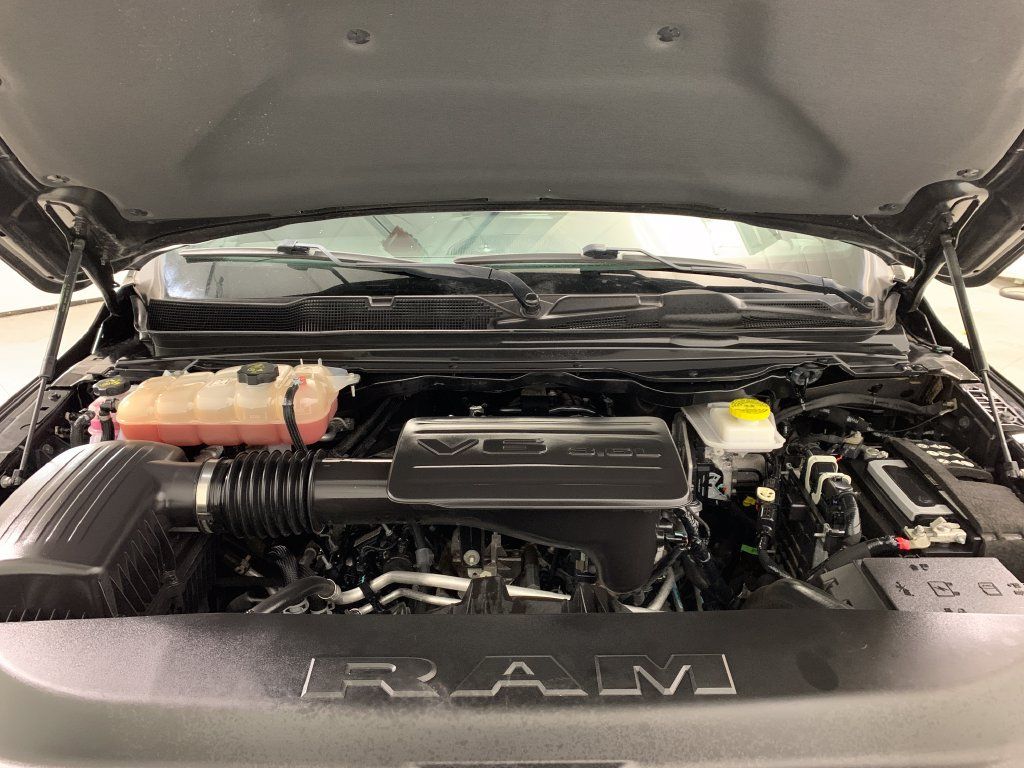 Used 2025 RAM 1500 Big Horn AWD/4WD image 16
