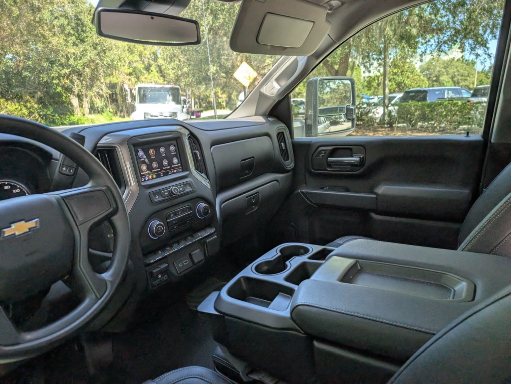 Used 2026 Chevrolet Silverado 2500 Custom w/ Custom Value Package AWD/4WD image 15