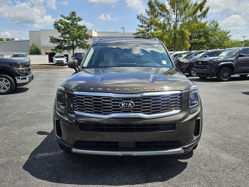 Used 2021 Kia Telluride S FWD image 2