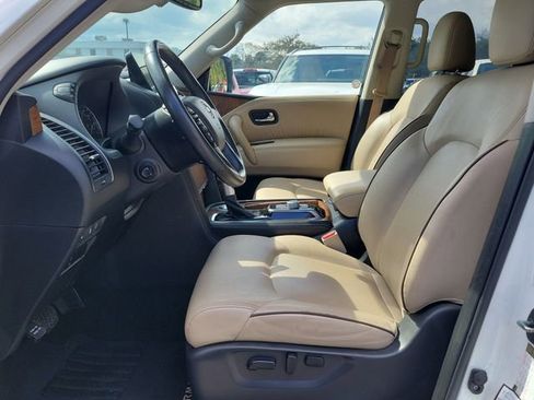 Used 2023 Nissan Armada SL w/ Captain's Chairs Package image 16