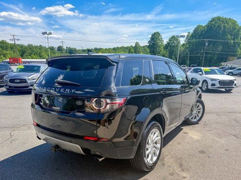 Used 2016 Land Rover Discovery Sport HSE AWD/4WD image 4