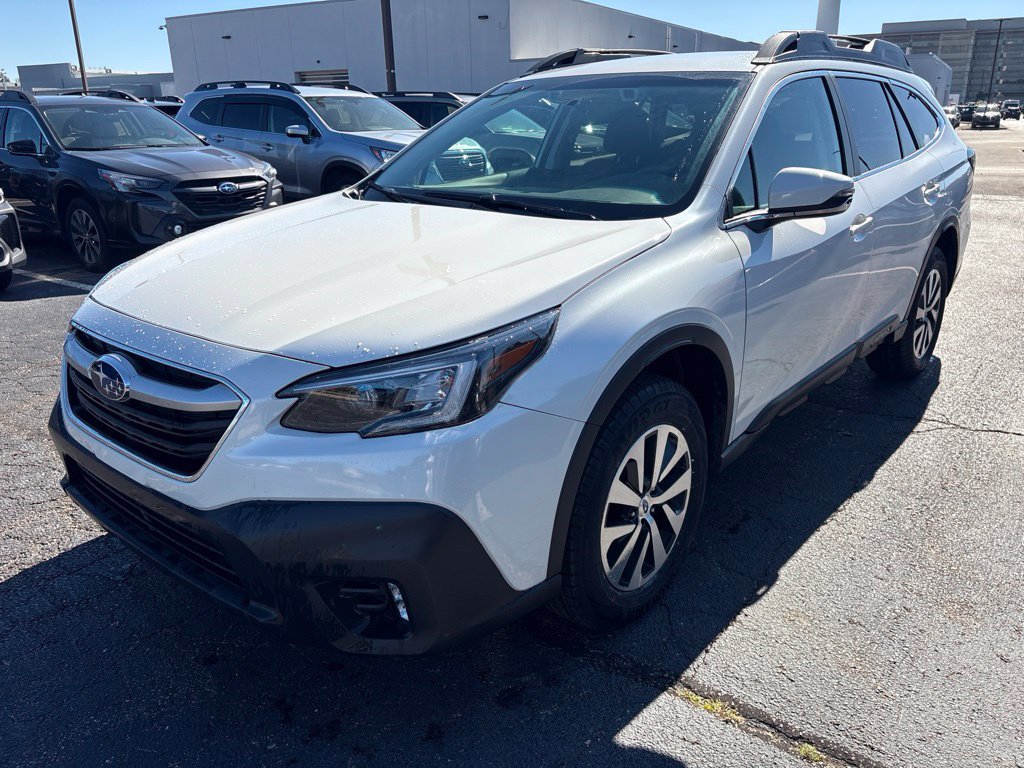 Certified 2022 Subaru Outback Premium AWD/4WD image 4