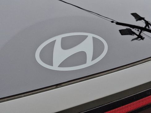 Certified 2025 Hyundai Tucson SEL image 30